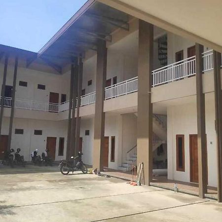 Reddoorz Near Universitas Muhammadiyah Purwokerto Kembaran Екстериор снимка